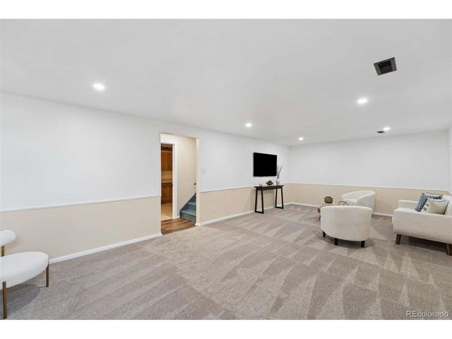 959 S Swadley St, Denver, CO 80228
