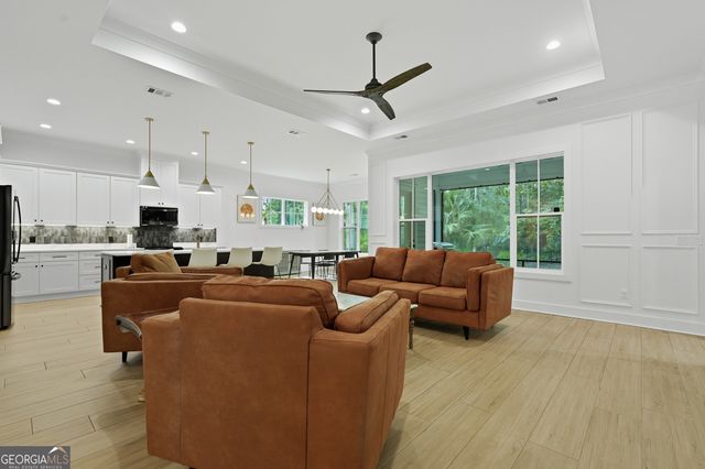 529 Eagle Crest Drive, Waverly, GA 31565