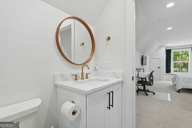 529 Eagle Crest Drive, Waverly, GA 31565