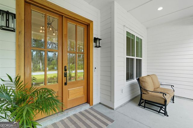 529 Eagle Crest Drive, Waverly, GA 31565