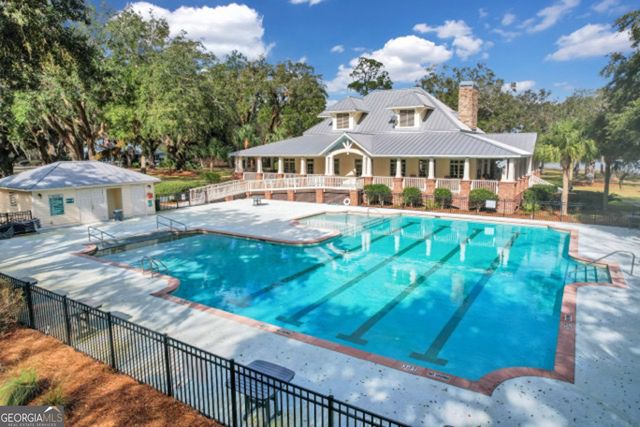 529 Eagle Crest Drive, Waverly, GA 31565