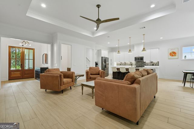 529 Eagle Crest Drive, Waverly, GA 31565