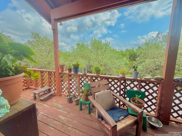 277 RIVIERA DR, Canyon Lake, TX 78133
