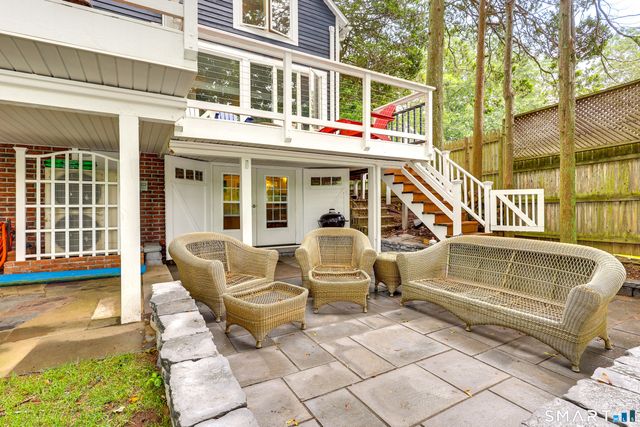 11 Stanton Street, Waterford, CT 06385