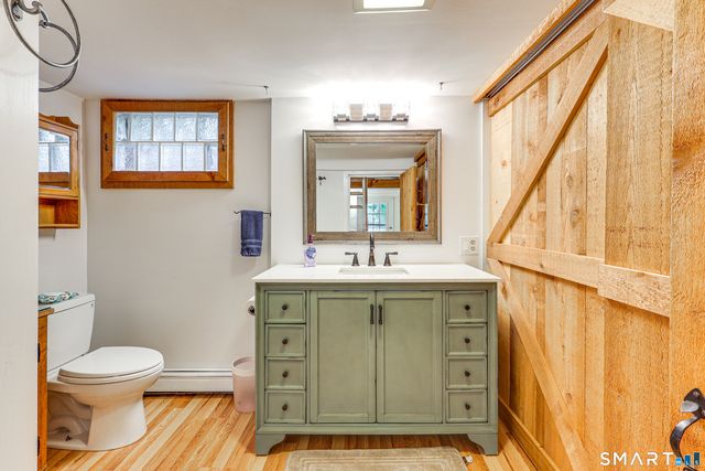 11 Stanton Street, Waterford, CT 06385