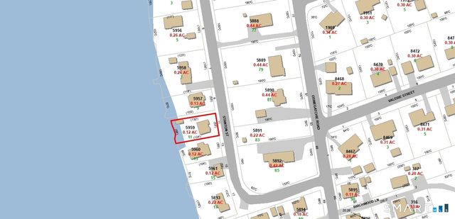 11 Stanton Street, Waterford, CT 06385