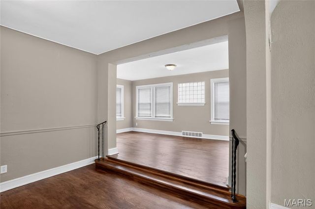3722 Lawler Drive, St Louis, MO 63121