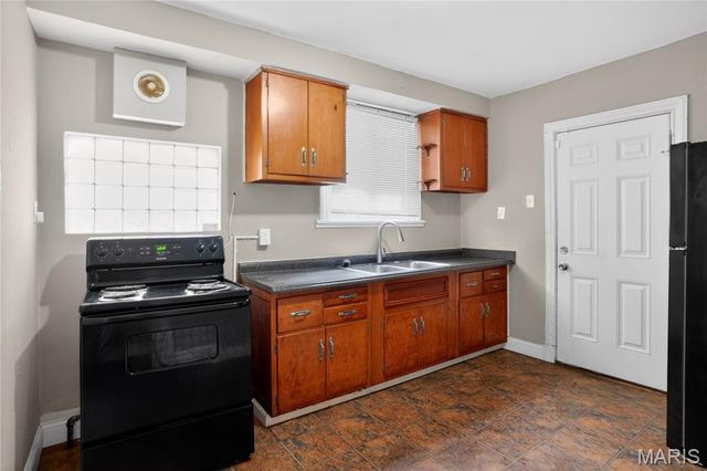 3722 Lawler Drive, St Louis, MO 63121