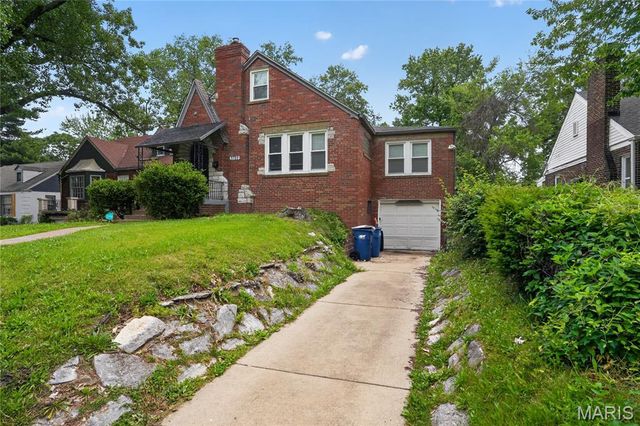 3722 Lawler Drive, St Louis, MO 63121