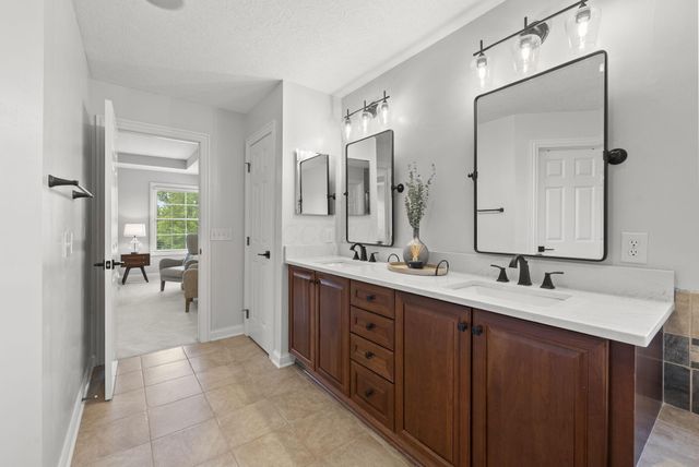 6594 Baronscourt Loop, Dublin, OH 43016
