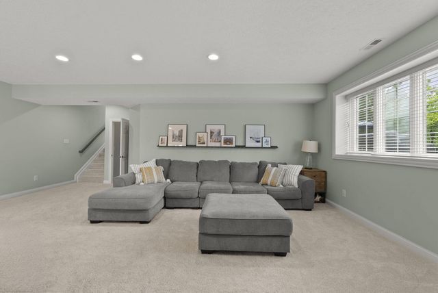 6594 Baronscourt Loop, Dublin, OH 43016