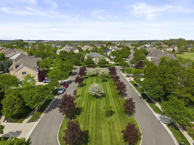 6594 Baronscourt Loop, Dublin, OH 43016
