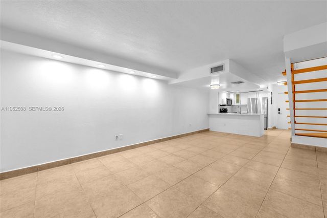 15007 SW 80th Ter 813, Miami, FL 33193