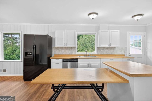 3724 Chavers Place, Stone Mountain, GA 30083