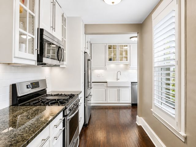 3301 Irving Avenue S, Minneapolis, MN 55408