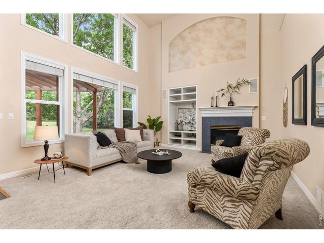 6632 Majestic Dr, Fort Collins, CO 80528