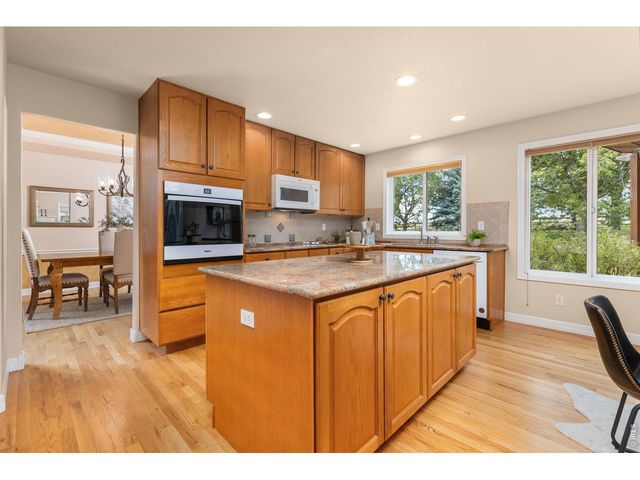6632 Majestic Dr, Fort Collins, CO 80528
