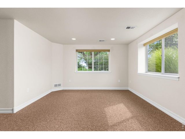 6632 Majestic Dr, Fort Collins, CO 80528