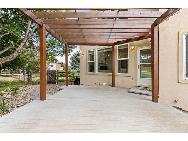 6632 Majestic Dr, Fort Collins, CO 80528