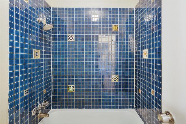 1240 Barton Hills DR 208, Austin, TX 78704