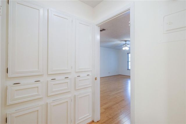 1240 Barton Hills DR 208, Austin, TX 78704