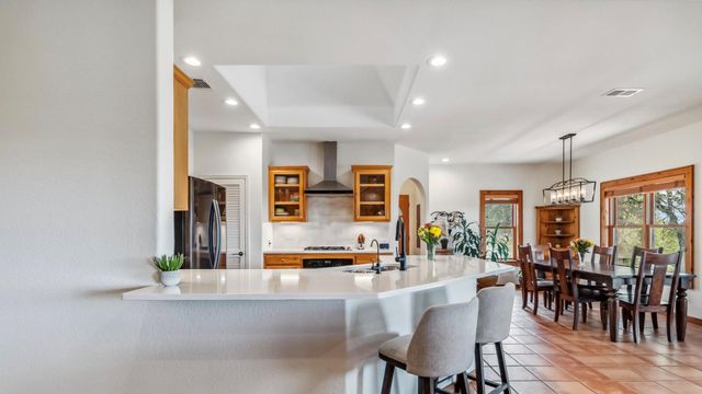 300 Sundown RDG, Austin, TX 78737