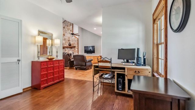 300 Sundown RDG, Austin, TX 78737