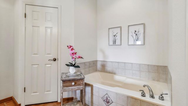 300 Sundown RDG, Austin, TX 78737