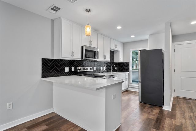 3810 Southway DR 103, Austin, TX 78704