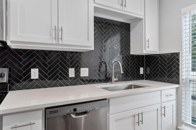 3810 Southway DR 103, Austin, TX 78704