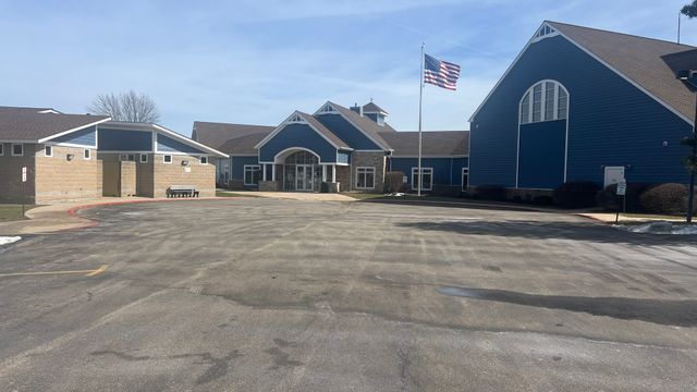 200 Bounty Drive NE, Poplar Grove, IL 61065