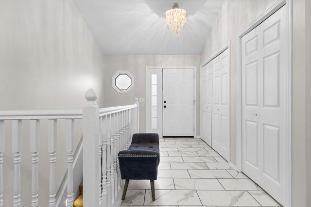 200 Bounty Drive NE, Poplar Grove, IL 61065