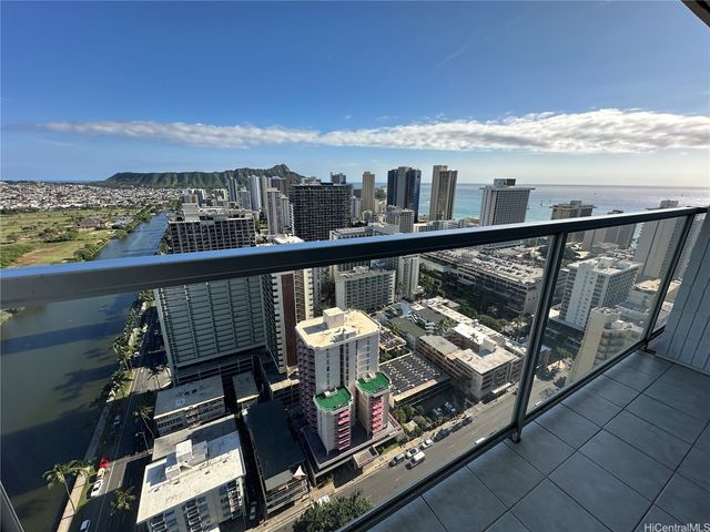 445 Seaside Avenue 3905, Honolulu, HI 96815
