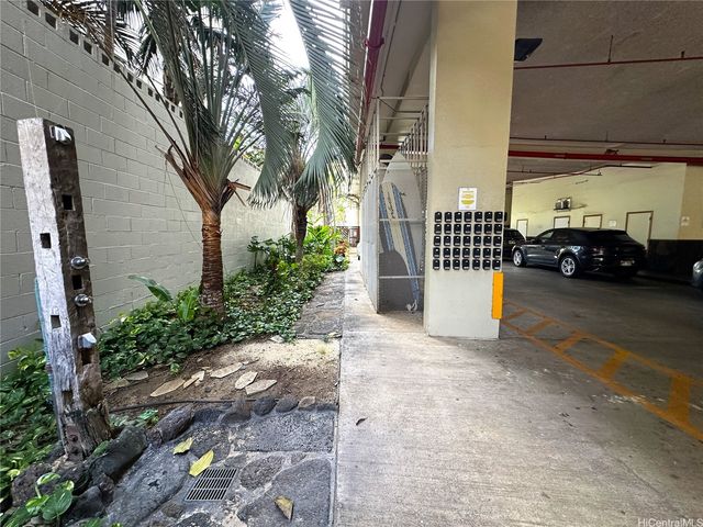 445 Seaside Avenue 3905, Honolulu, HI 96815