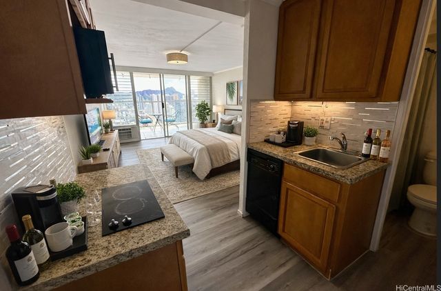 445 Seaside Avenue 3905, Honolulu, HI 96815