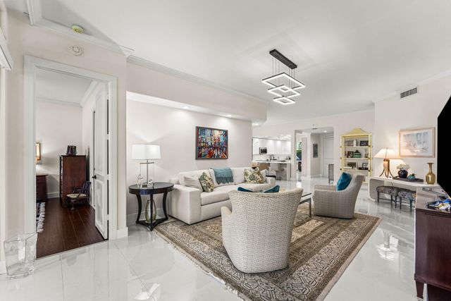 17541 Ashbourne Lane A, Boca Raton, FL 33496