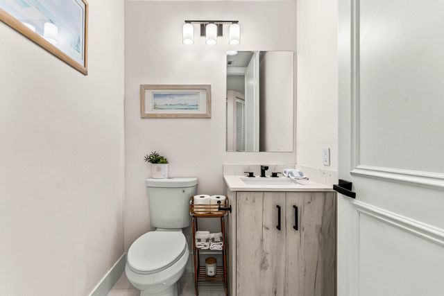 17541 Ashbourne Lane A, Boca Raton, FL 33496