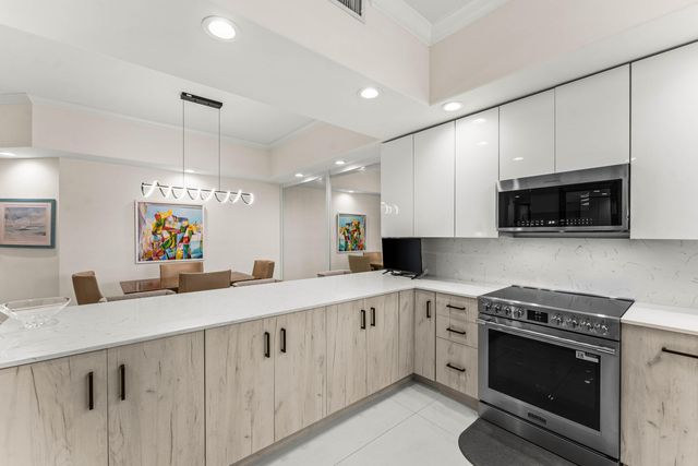 17541 Ashbourne Lane A, Boca Raton, FL 33496