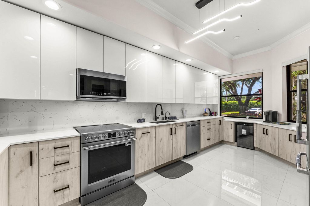 17541 Ashbourne Lane A, Boca Raton, FL 33496