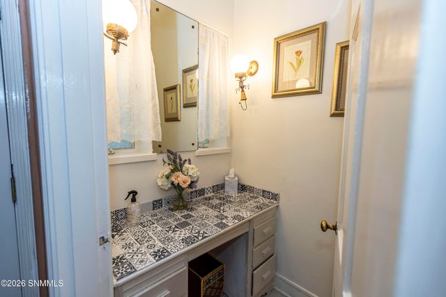 404 N Armijo Street, Las Cruces, NM 88005