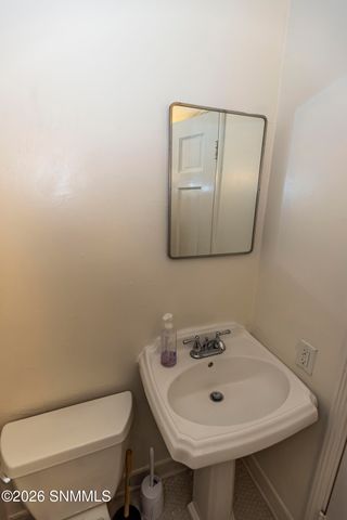 404 N Armijo Street, Las Cruces, NM 88005