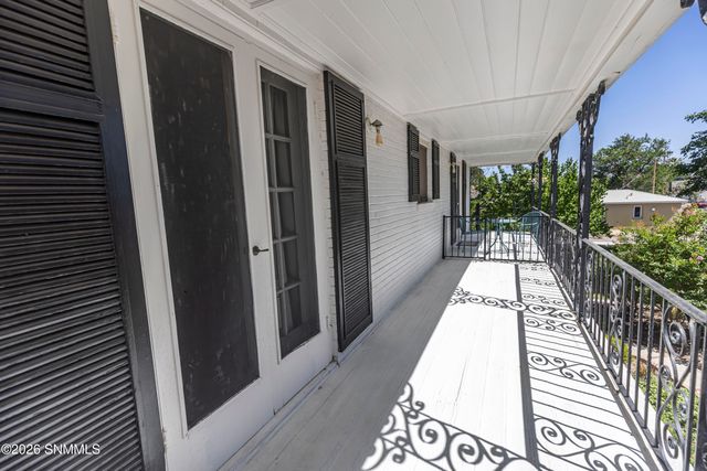 404 N Armijo Street, Las Cruces, NM 88005