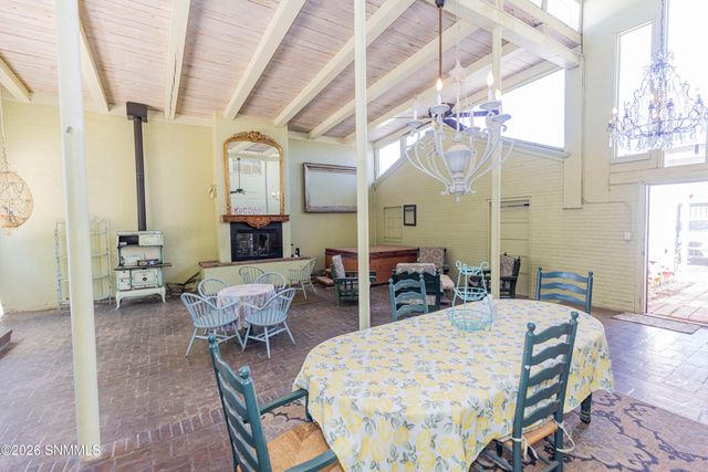 404 N Armijo Street, Las Cruces, NM 88005