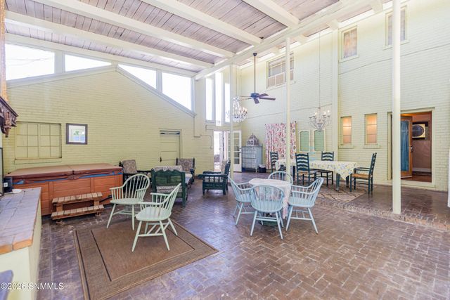 404 N Armijo Street, Las Cruces, NM 88005