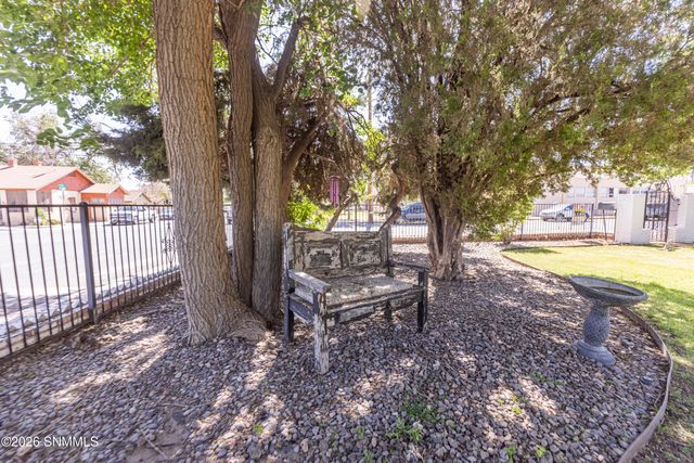 404 N Armijo Street, Las Cruces, NM 88005