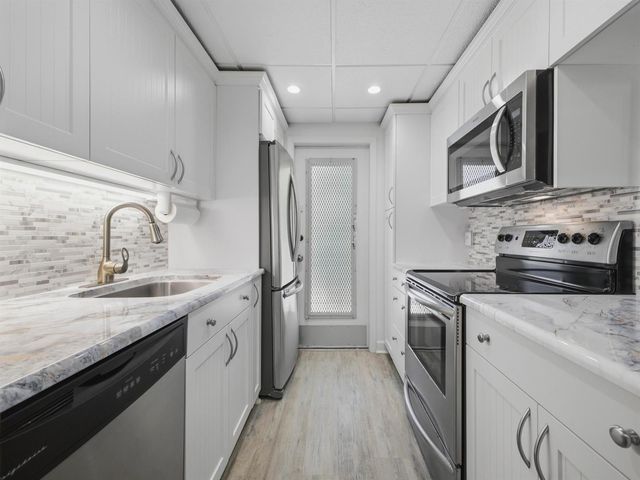 3600 N Ocean Drive 210, Singer Island, FL 33404