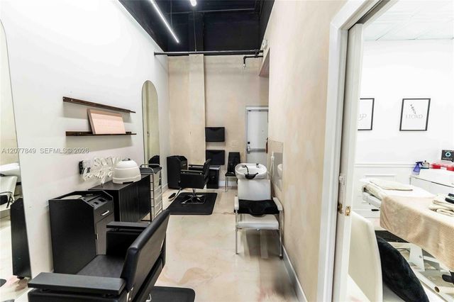 3595 W 20th Avenue, Hialeah, FL 33012