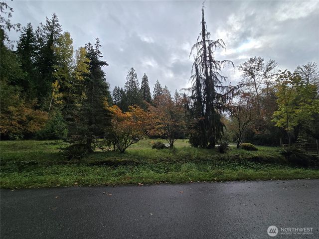 22123 NE 170th Place, Woodinville, WA 98077