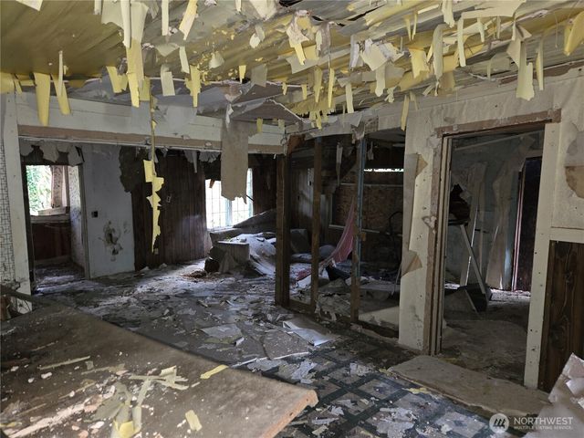 22123 NE 170th Place, Woodinville, WA 98077