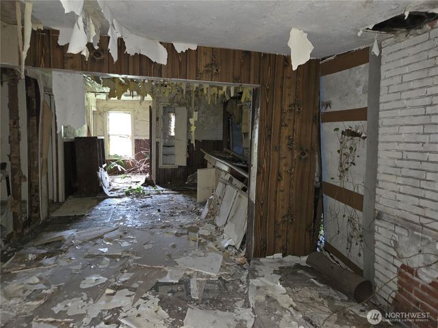 22123 NE 170th Place, Woodinville, WA 98077